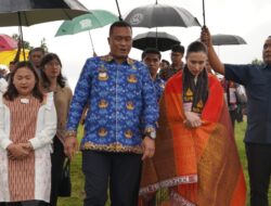 Bupati Toba Sampaikan Kondisi Pariwisata dan Rencana Wisata Rohani kepada Menpar
